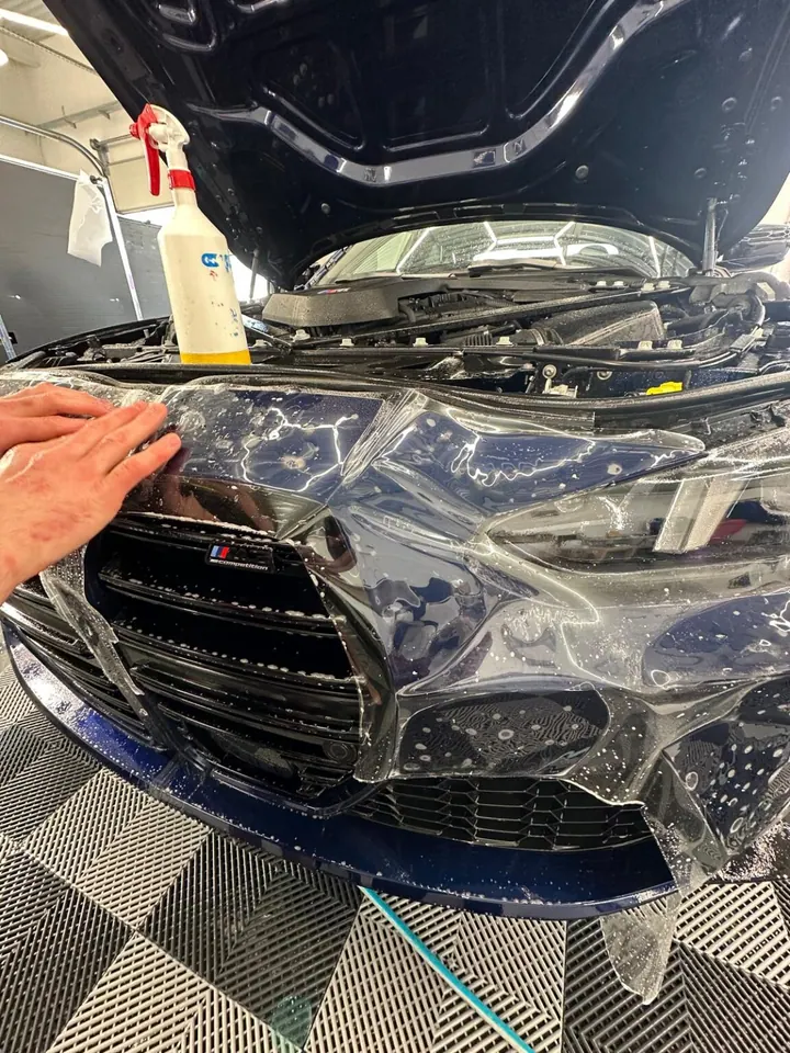 Folia ochronna PPF na zderzaku BMW M4 Competition